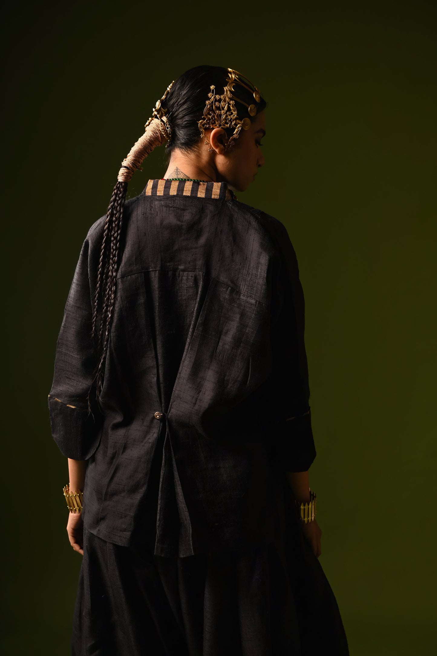 AVIRA PLEATED HANDLOOM TOP