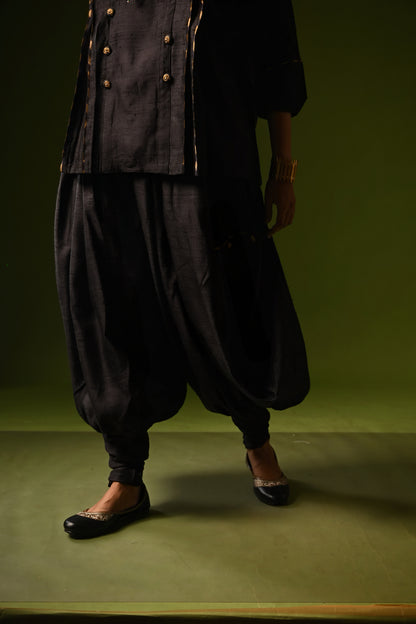 KANCHAN HANDLOOM AND HAND EMBROIDERED JACKET SET