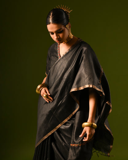 AJAYA HANDLOOM SAREE BLOUSE SET